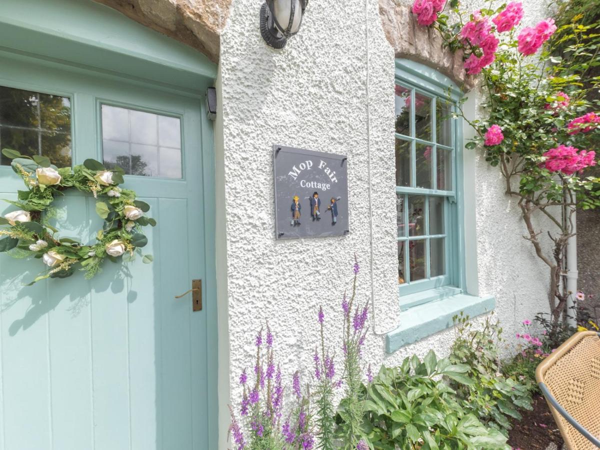 Pass The Keys Mop Fair Sunny Garden Town Centre Villa Ulverston Exterior photo